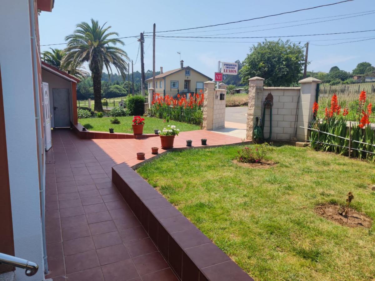 Apartamentos Turisticos Lemos Pedrouzo Zewnętrze zdjęcie