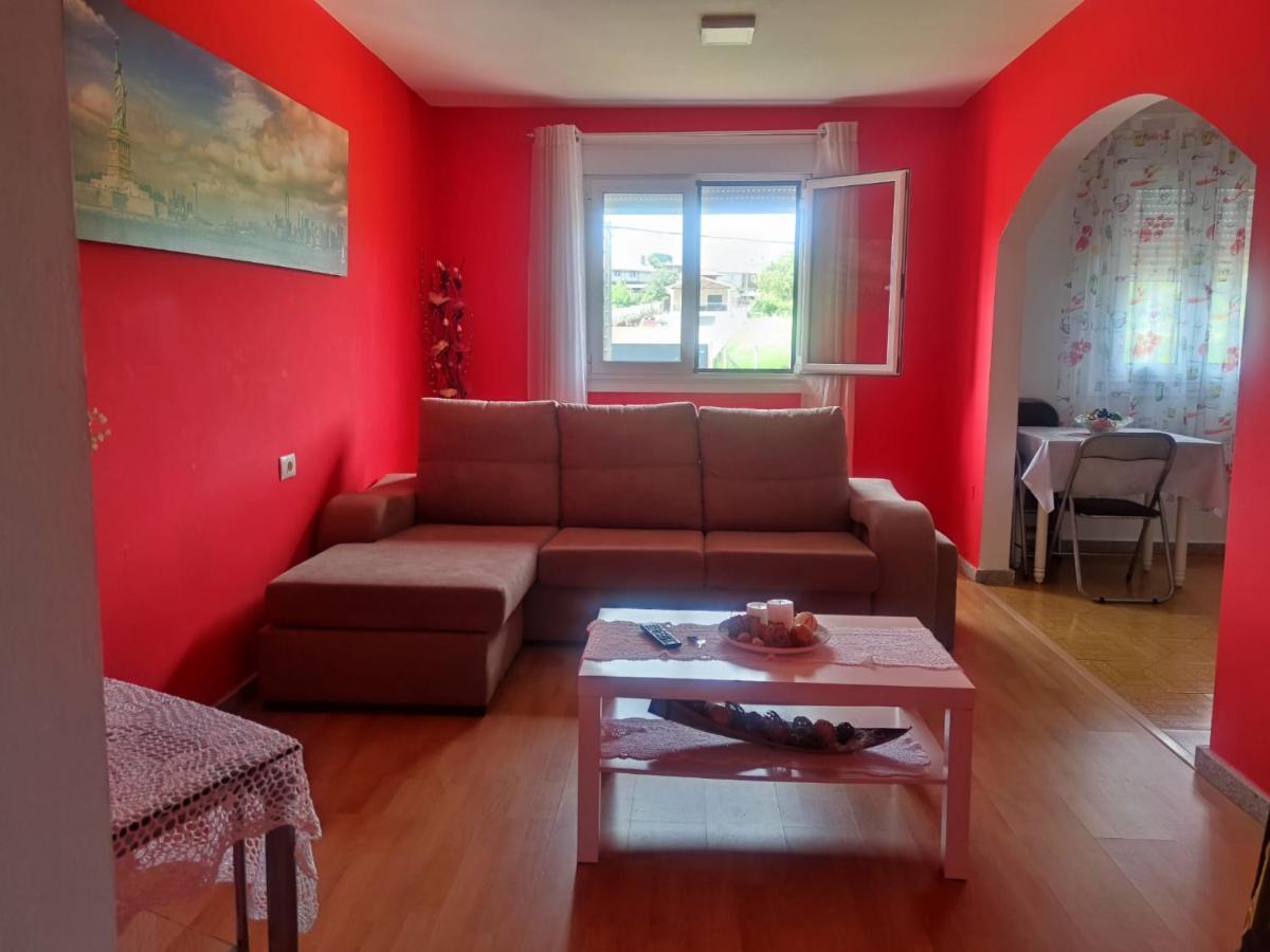 Apartamentos Turisticos Lemos Pedrouzo Zewnętrze zdjęcie